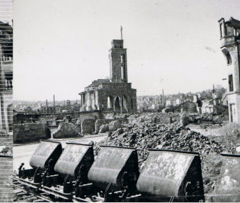 Trümmerräum mit Feldbahn in Pforzheim